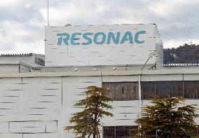 Resonac signboard and logo